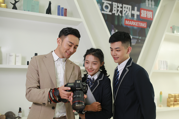 教學研發(fā)顯實力，新華互聯(lián)網(wǎng)科技五大<a href=http://njxh.cn target=_blank class=infotextkey>專業(yè)</a>特色學院亮點解析！