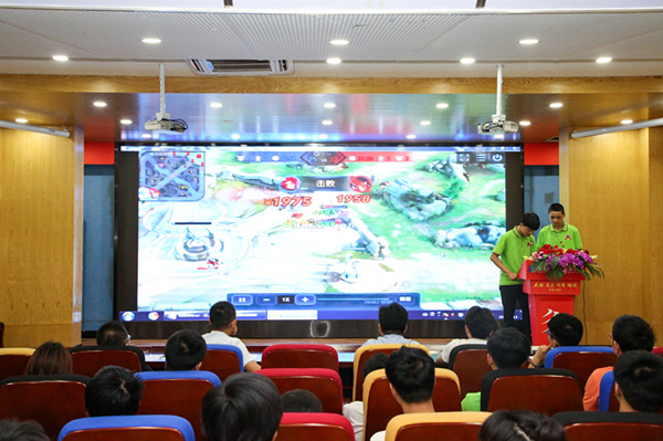 “家校同心，攜手共進”2019年上半年階段結(jié)課答辯分享會圓滿結(jié)束