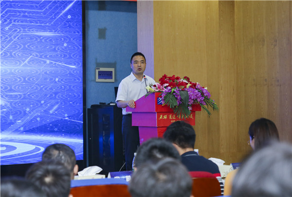 熱烈祝賀電子商務(wù)（全網(wǎng)新媒體)<a href=http://njxh.cn target=_blank class=infotextkey>專業(yè)</a>升級(jí)發(fā)布會(huì)暨新華淘寶大學(xué)青橙計(jì)劃啟動(dòng)儀式圓滿落幕！