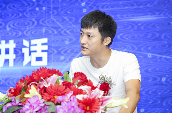 熱烈祝賀電子商務(wù)（全網(wǎng)新媒體)<a href=http://njxh.cn target=_blank class=infotextkey>專業(yè)</a>升級(jí)發(fā)布會(huì)暨新華淘寶大學(xué)青橙計(jì)劃啟動(dòng)儀式圓滿落幕！