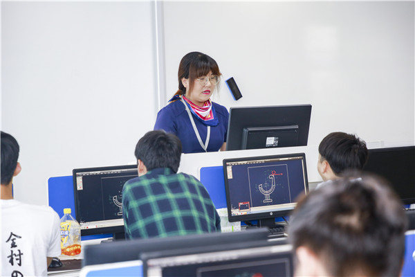 在線參觀線上報(bào)名，搶占春季班熱門<a href=http://njxh.cn target=_blank class=infotextkey>專業(yè)</a>名額