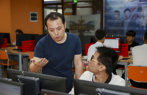 南京學(xué)電腦哪家學(xué)校好？