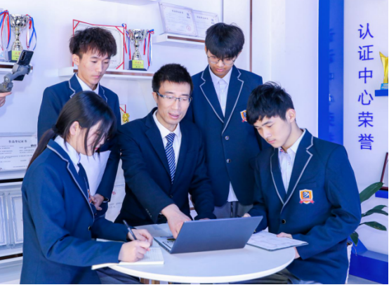 為熱愛而選擇，為選擇而執(zhí)著