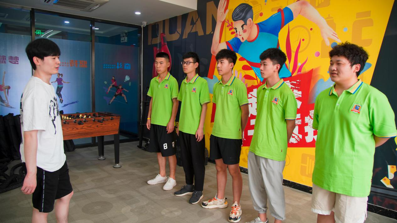 《老師來(lái)了》公開課全新起航，“護(hù)國(guó)螳螂”靈藥激情開講！