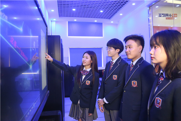 擇校心不慌 明星來探路！這份攻略你一定要看一下！