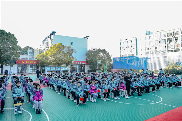 知行合一，榜樣力量 —南京新華2021年度學生工作總結暨表彰大會圓滿落幕！