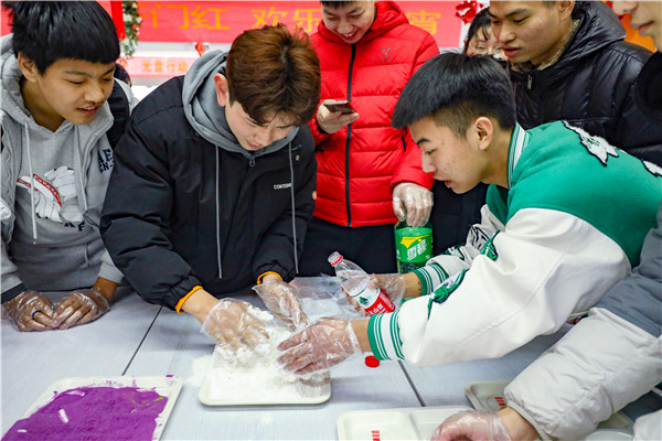包湯圓，制花燈|熱熱鬧鬧過元宵
