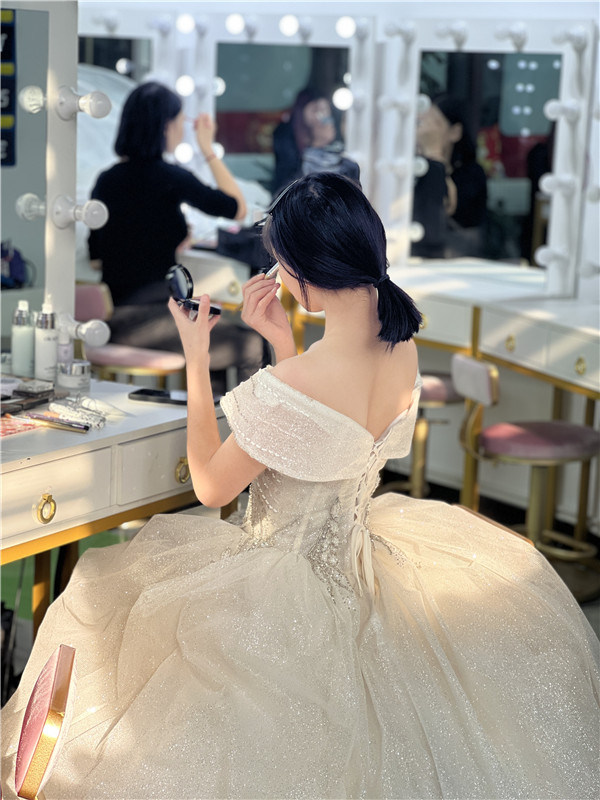 南京新華互聯(lián)網(wǎng)+美妝與形象設(shè)計(jì)<a href=http://njxh.cn target=_blank class=infotextkey>專(zhuān)業(yè)</a>結(jié)課答辯分享會(huì)圓滿落幕！