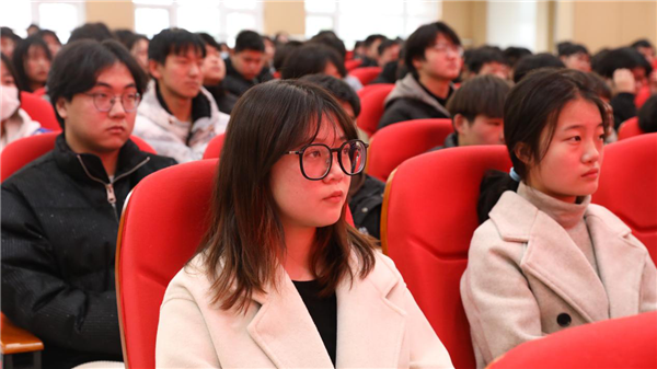 親授頂尖技能，世界技能大賽首席專家葉維中走進新華！