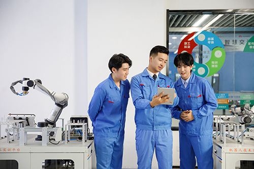 男孩子適合學(xué)什么技術(shù)才能有前途