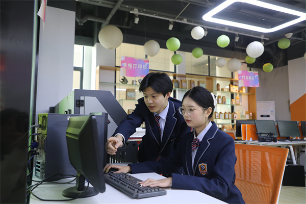 想學(xué)動漫游戲設(shè)計，沒有基礎(chǔ)怎么辦？