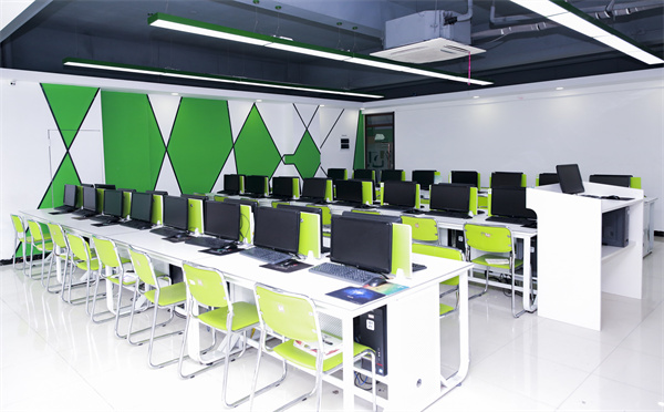 2025男生學(xué)什么專業(yè)好？