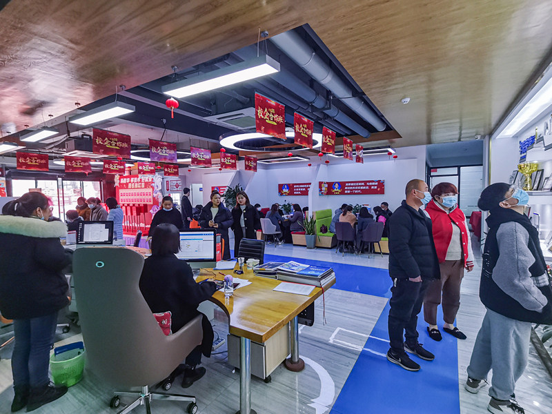 南京新華電腦專修學院330校園專場咨詢?nèi)栈顒映晒εe辦！