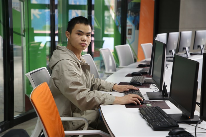 兵哥哥專屬之青春無悔，夢想無價